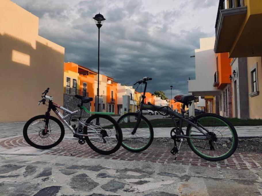 Depa En San Miguel De Allende Zirandaro Con Piscina Buitenkant foto